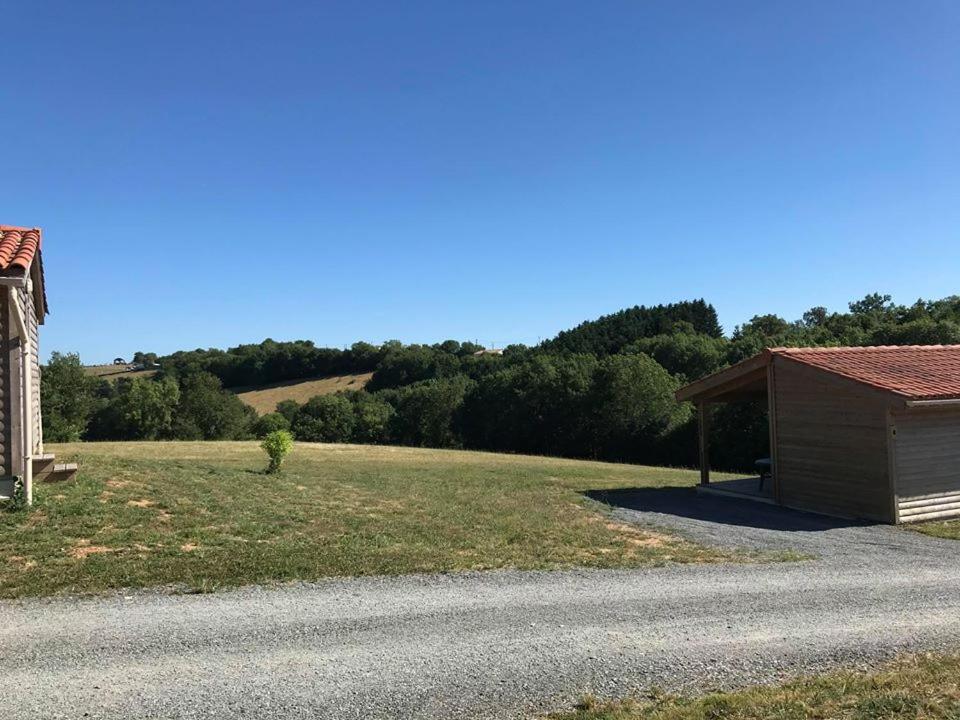 Les Chalets D Hermine Montredon-Labessonnié Exterior foto